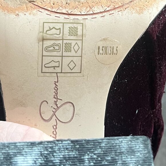 Velvet Embroidered Booties - Picture 5 of 6